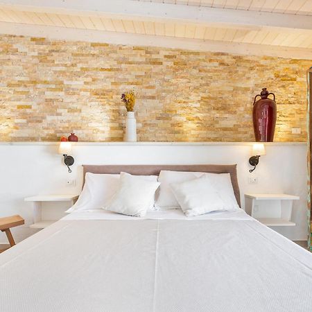 Dimora Ferente Hotel Salve Buitenkant foto