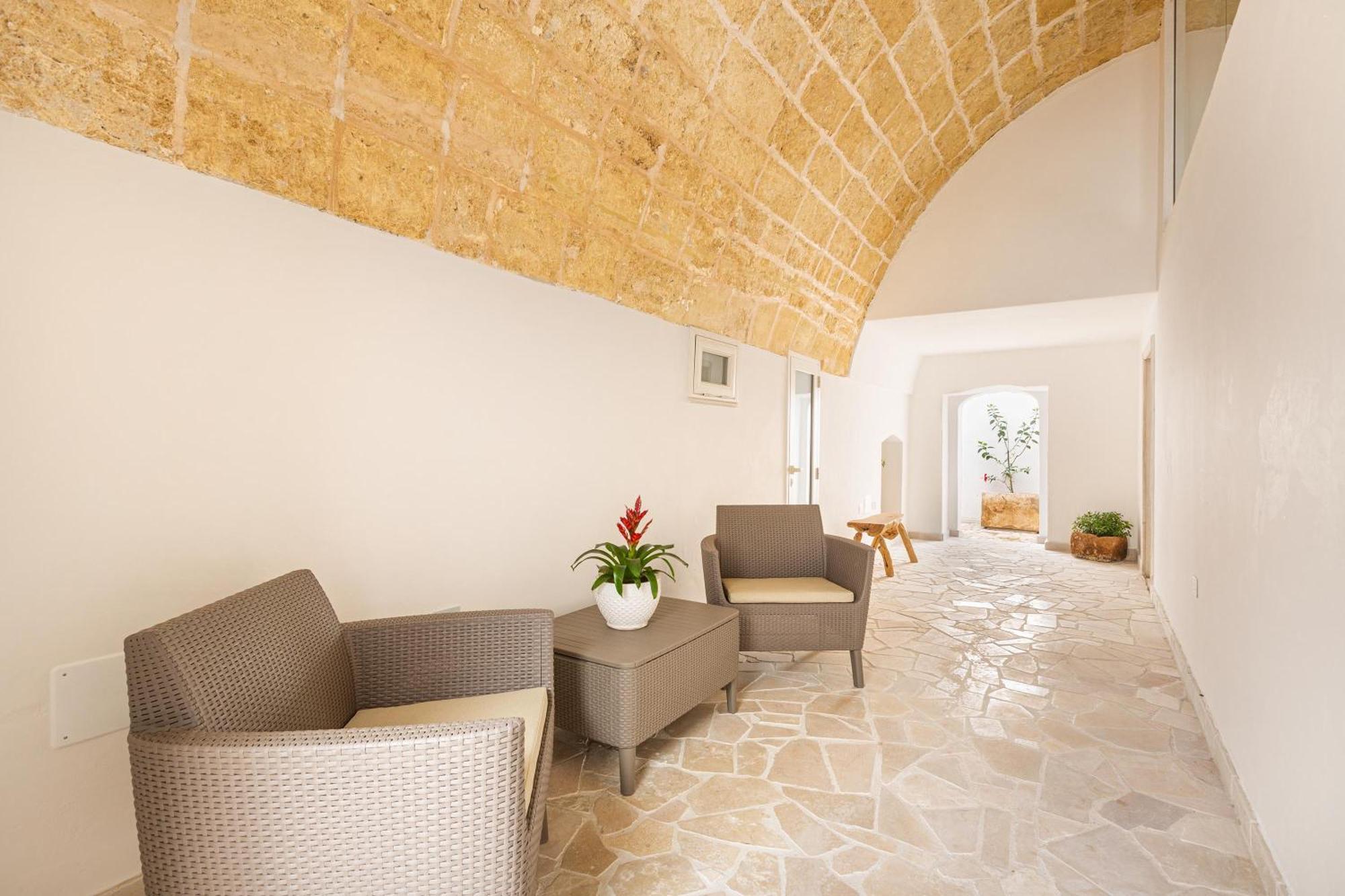Dimora Ferente Hotel Salve Buitenkant foto